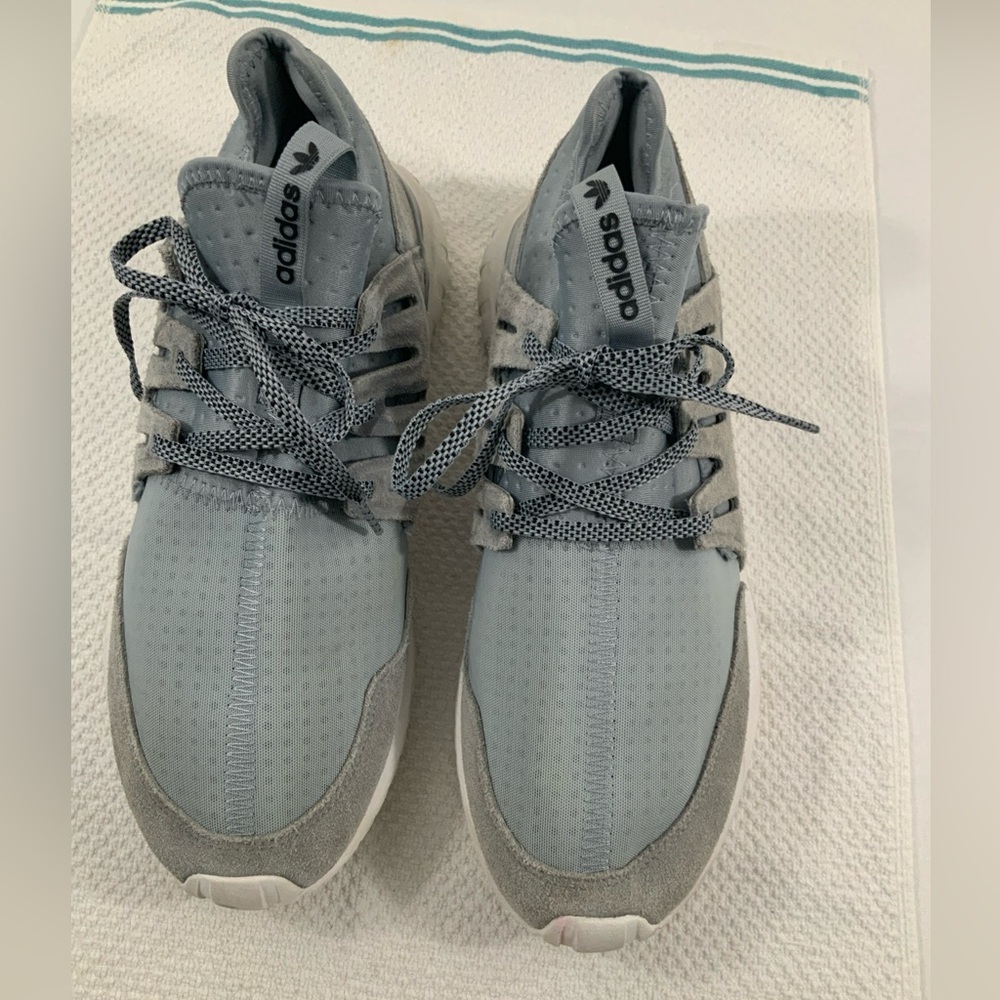 Adidas tubular radial Light grey size 10
